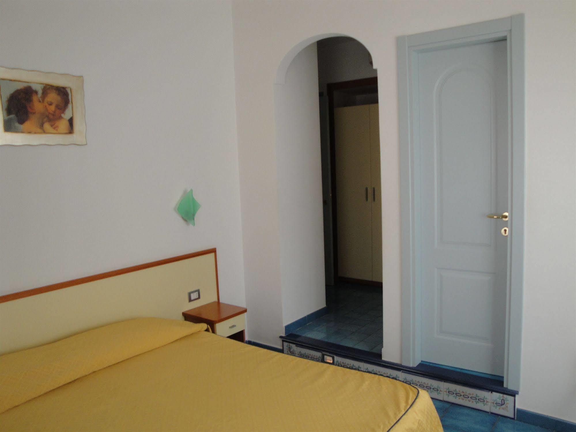 Meuble Casa Mannini Rooms Maiori Exteriör bild